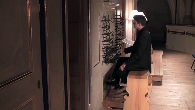 J. S. Bach: Prelude and Fugue in A minor BWV 543