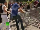 Video: Police pepper-spray protesters in anti-pedophile demo in Belgium