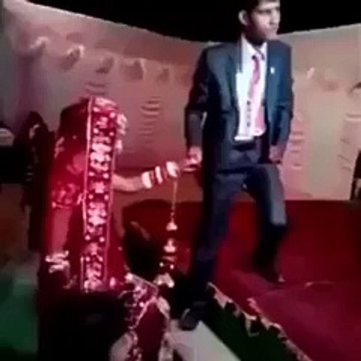 funny actyou cant control your laugh after watching this funny video