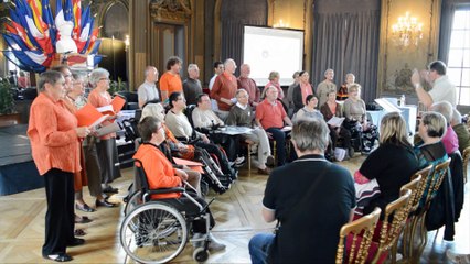 Tutti-Canti, une chorale où se côtoient des valides et des personnes à mobilité réduite