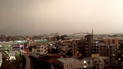 Shocking Videos Horrible Lightning Hit The Running Train In Japan, Allah hu Akbar Please Forgive The Allah For All My Si