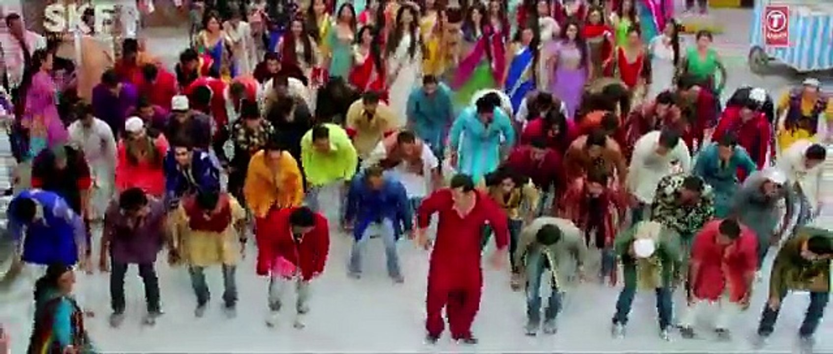 'Aaj Ki Party' VIDEO Song - Mika Singh - Salman Khan, Kareena Kapoor - Bajrangi Bhaijaan - PlayIt.pk