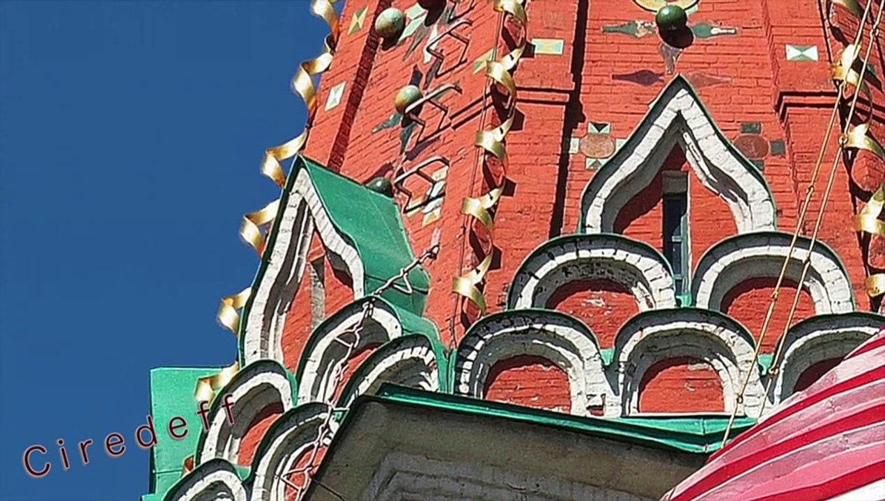 7/7 Tourisme en Russie Visiter Moscou Cathédrale Basile-le-Bienheureux -- Tourism in Russia Visit Moscow Pokrovski Cathedral -- Tourismus in Russland Besuchen sie Moskau Kathedrale Basilius der Selige -- Turismo en rusia Visitar Moscú Catedral de Basilio