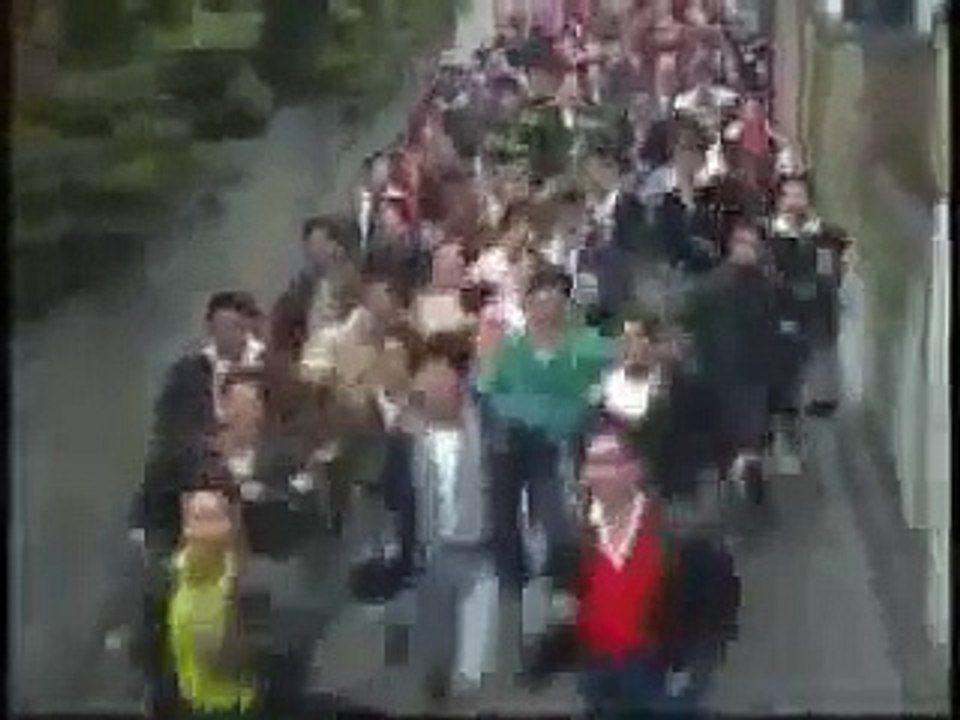 Смешные розыгрыши с толпой