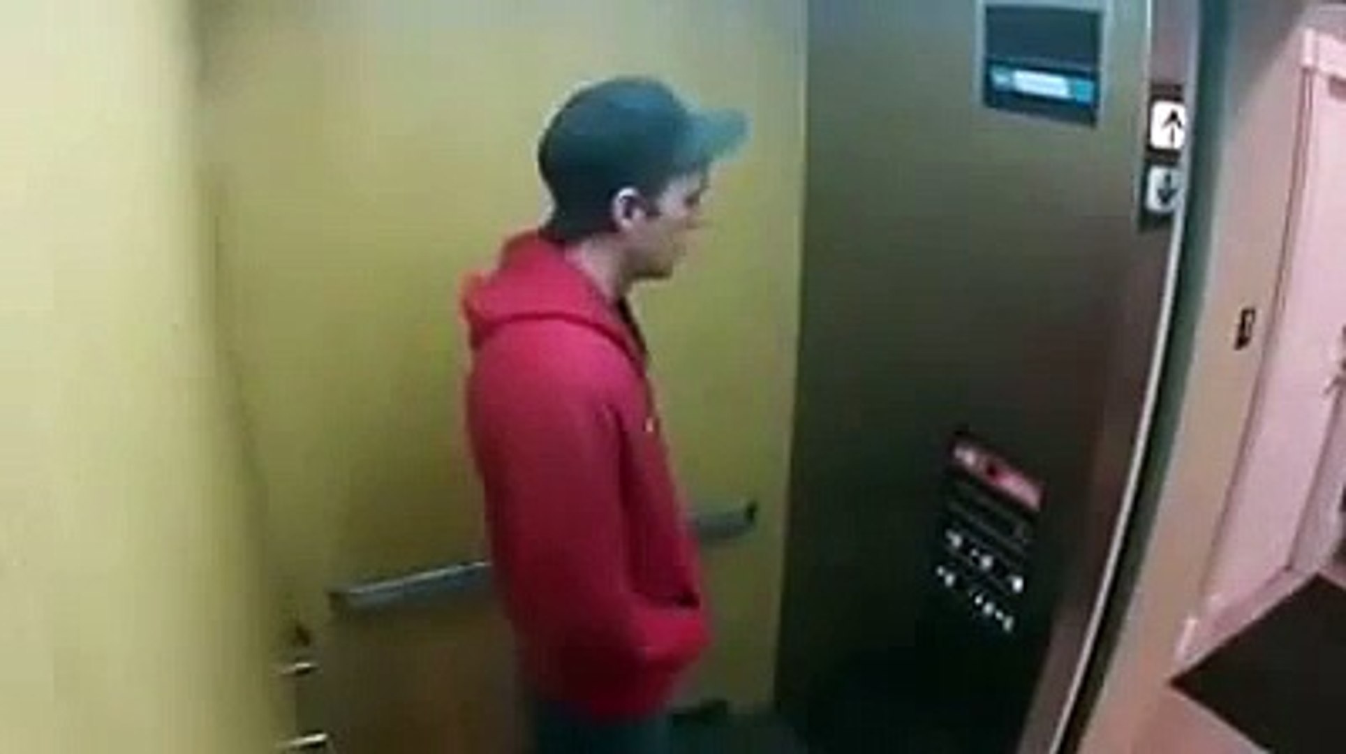 Scary Ghost Elevator Prank