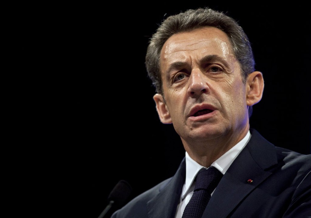 Quand Nicolas Sarkozy nomme François Hollande par "Moi je" - ZAPPING ACTU BEST-OF DU 13/07/2015