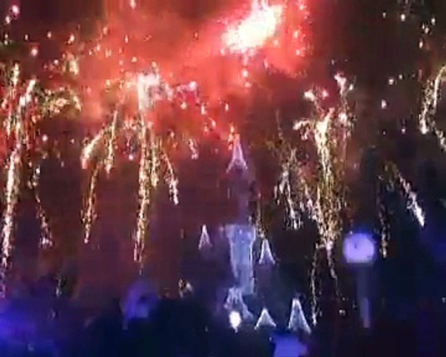 New Year 2005 fireworks at Disneyland Resort Paris