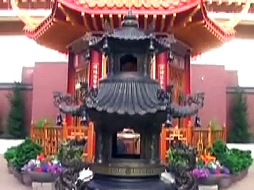 Ling Yen Mountain Tample, Richmond Vancouver BC Canada 灵严山寺