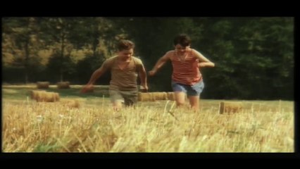 Les nuages ses suivent un film de Valerio Truffa