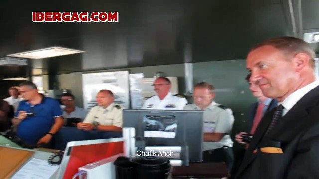 Maroc _ Un Navire de guerre néerlandais (HNLMS) au port de Casablanca