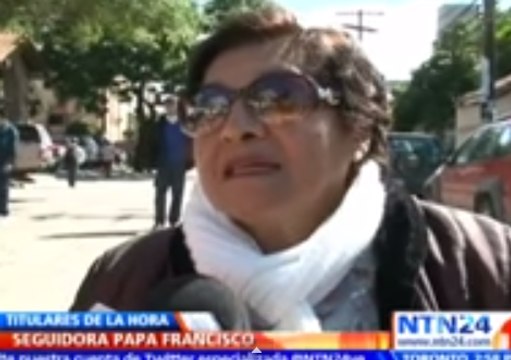 Oposición en Bolivia critica cruz comunista que Evo Morales le dio al Papa