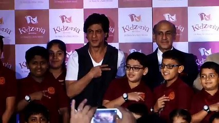 FAN - Shah Rukh Khan Reveals Details – Watch Him Exclusive Here