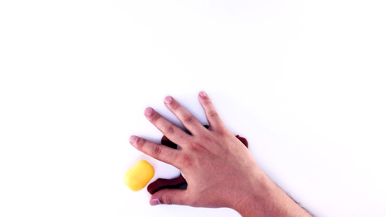 Minions Play doh STOP MOTION video. Animación de Minions