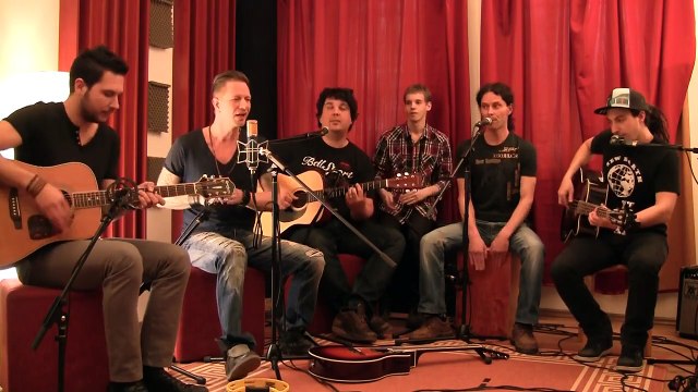 Pharrell Williams - Happy acoustic cover / Extazis /