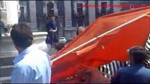 Esclusiva: gli scontri in Piazza Duomo a Catania dei senza casa di Librino