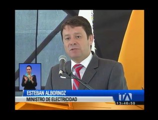 Entregan el primer vehículo eléctrico a un ministerio de Estado