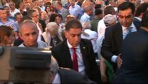 Kılıçdaroğlu sokak iftarına katıldı