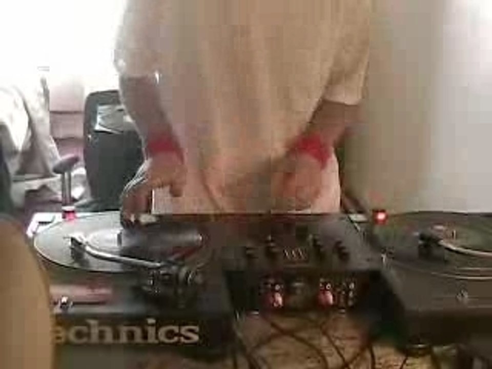 DJ Vajra-
