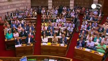 Il Parlamento greco dice sì al piano di Tsipras