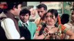Madho meets Imli | Funny Scene from Imaan (1974) | Sanjeev Kumar and Leena Chandavarkar