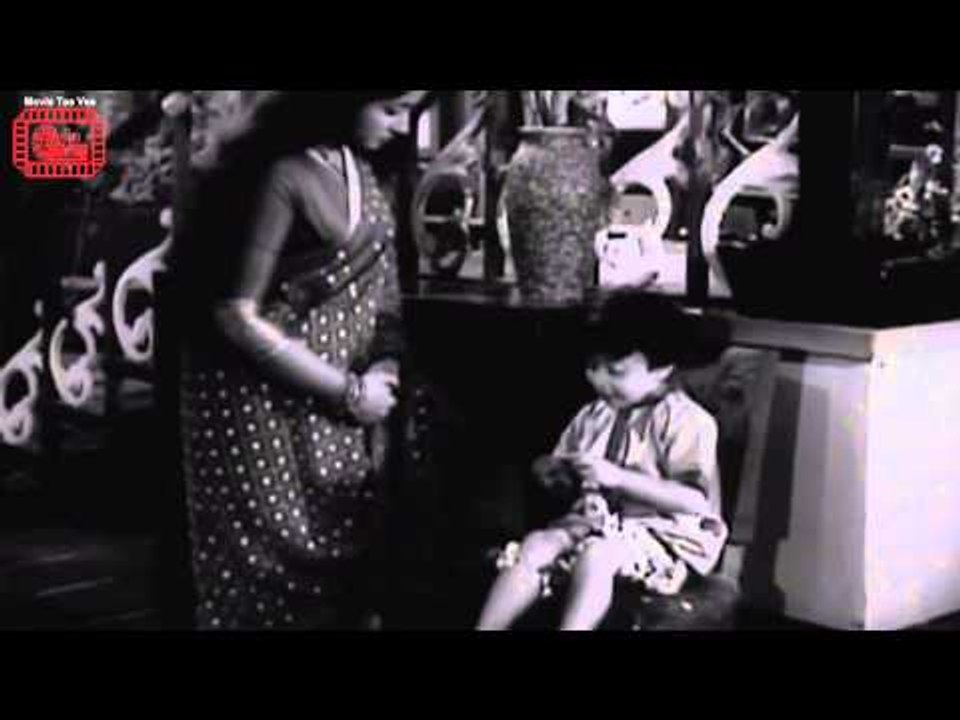 Chhaya Is Very Happy - Ardhangini - Meena Kumari - Raaj Kumar