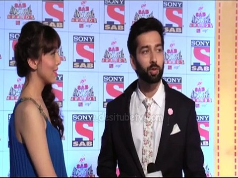 SAB Ke Anokhe Awards 2015: Pyaar Ka Dard Hai Fame Nakuul Mehta With His LOVELY Wife Jankee Mehta