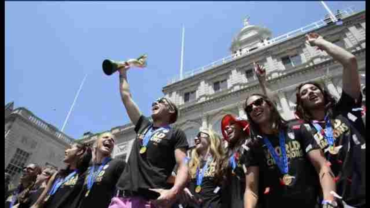 La Gran Manzana recibe a las campeonas del mundo de fútbol con un multitudinario desfile