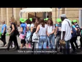 Download Video: Scuole chiuse e proteste da Lecce e dall'Italia, Tg 5 Maggio 2015