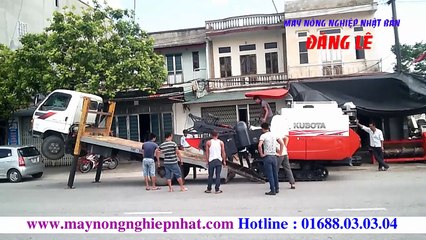 T7 2015 Xuất bán máy gặt đập liên hợp Kubota DC-70G Thái Lan đã qua sử dụng cho bà con Hưng Yên - MayNongNghiepNhat.Com