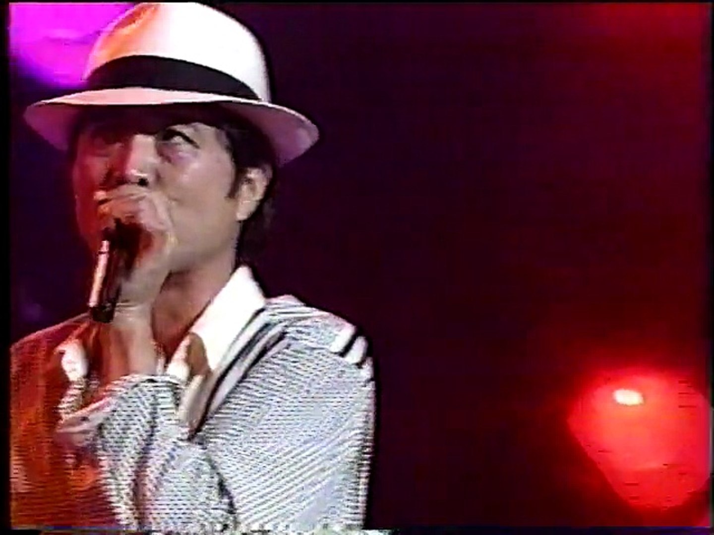 止まらないHa～Ha 矢沢永吉 1994年 The name is YAZAWA - 動画 Dailymotion