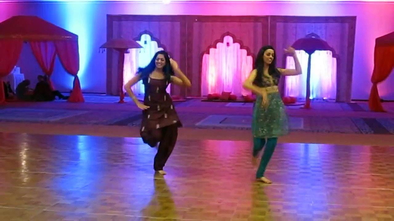 Karachi Wedding Dance Awsome Performance 2015