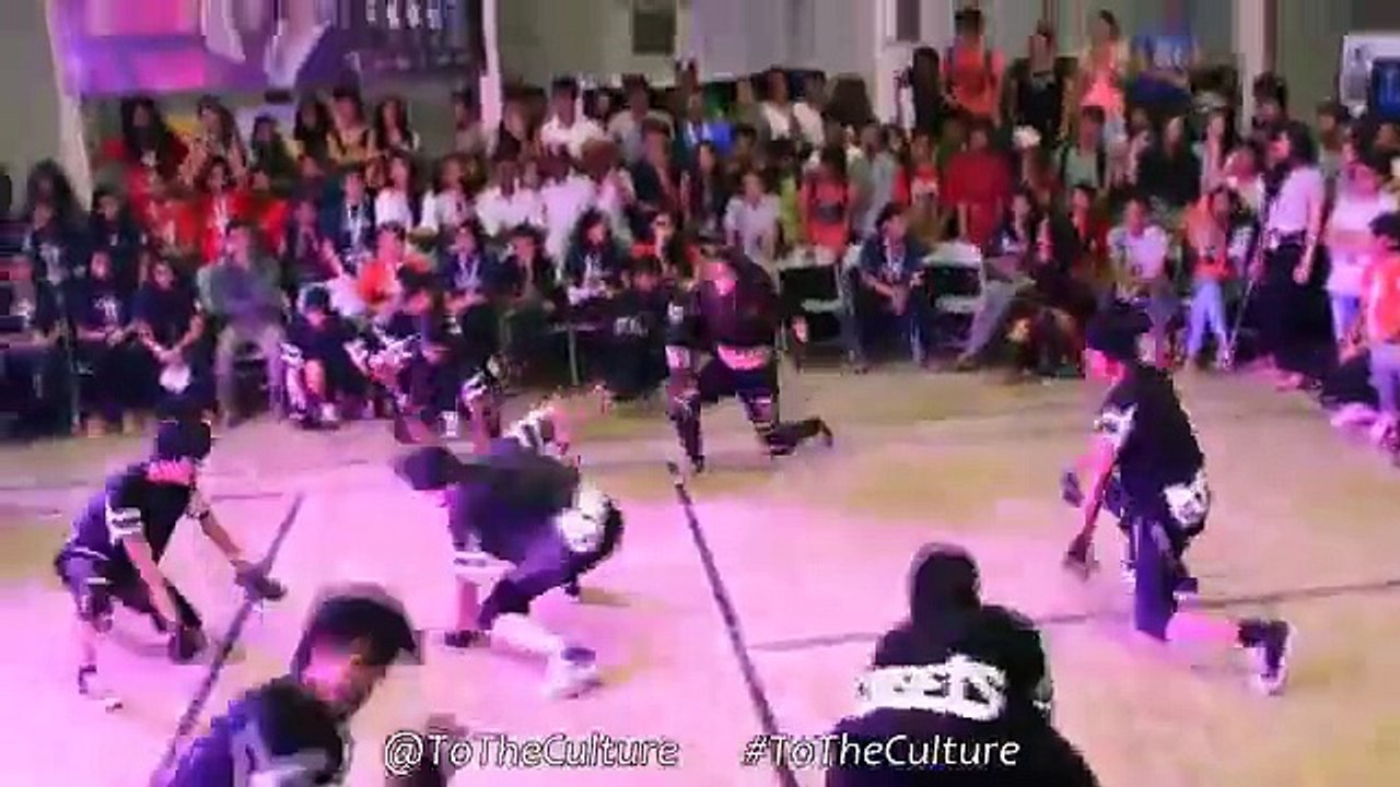 HR College GIRLS Group Dance