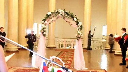 Girls Wedding Dress Falls Off - Wedding Fail - video dailymotion