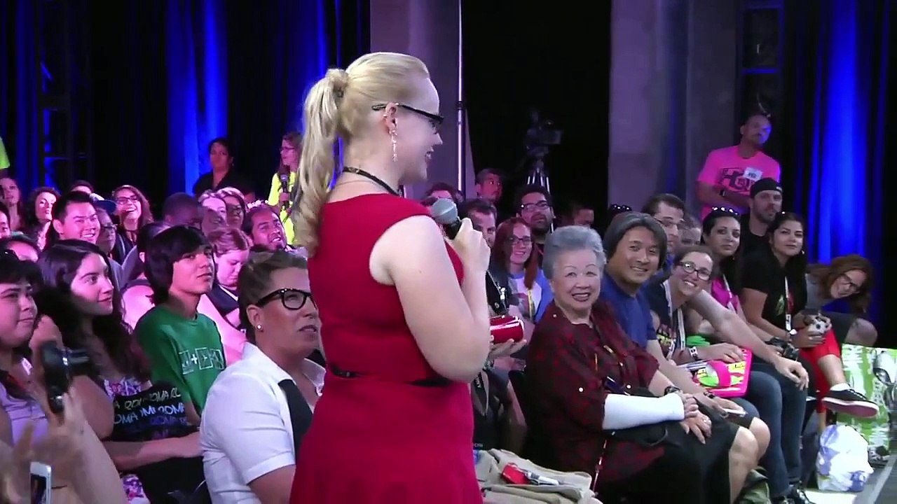 Stephen Amell - Nerd HQ 2015 Panel