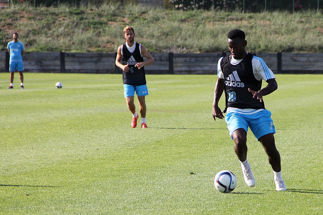 «Finis GK, finis !», hurle le staff
