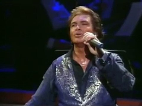 Engelbert Humperdinck - The shadow of your smile (live)
