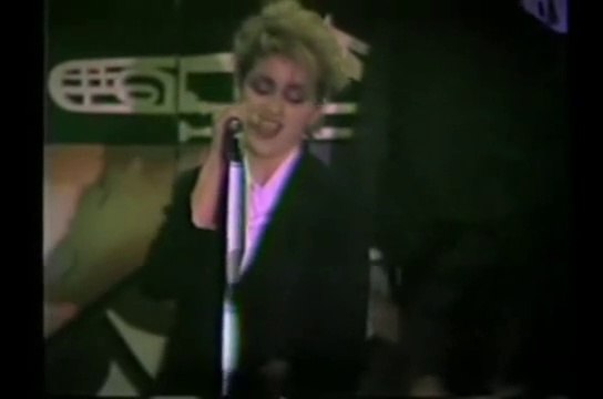 Madonna - Everybody - Live at Danceteria - New-York City - 1982 -