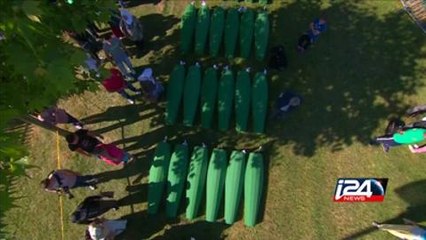 Srebrenica: le PM serbe victime d'un jet de pierre, insiste sur la réconciliation