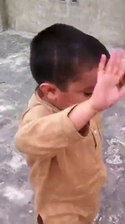 Kaptan khan de jalsay me