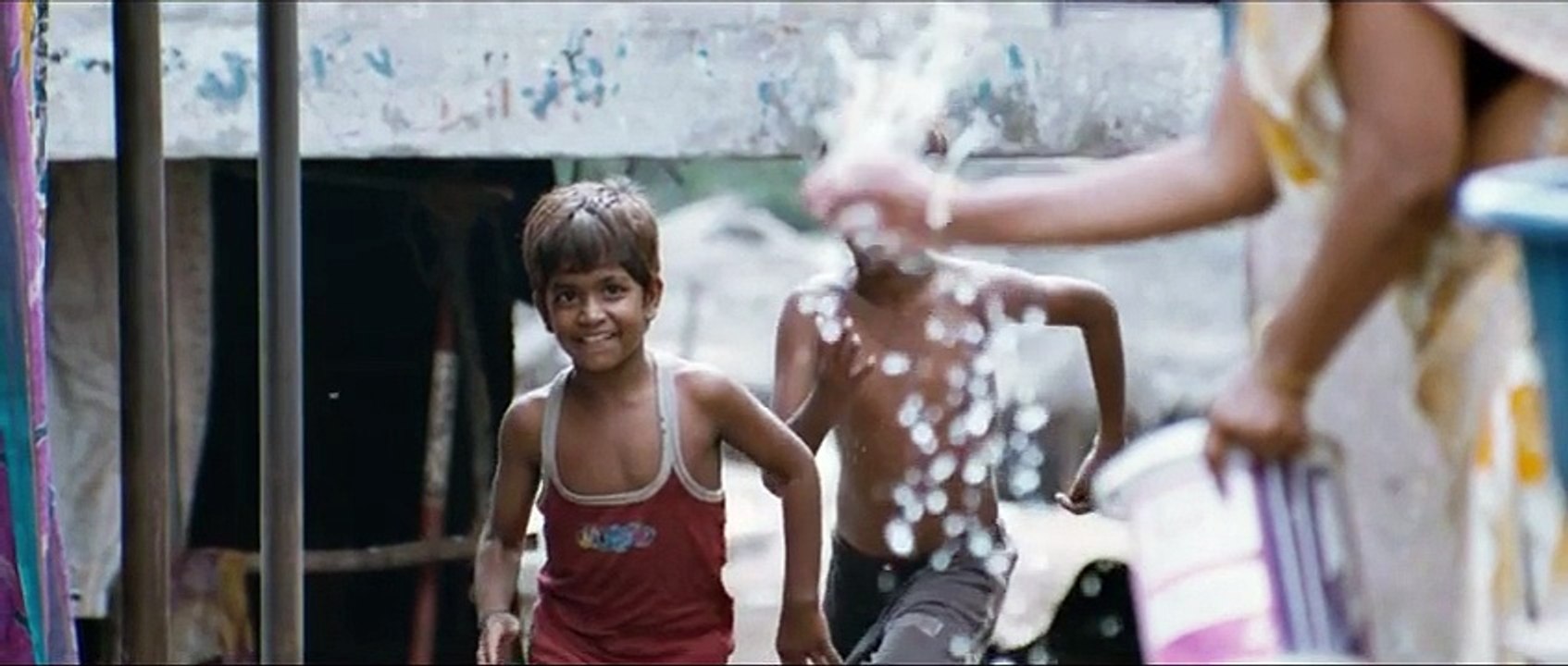 Edhai Ninaithom Video Song  Kaakka Muttai _ Dhanush _ G.V.Prakash Kumar _ Fox Star Studios