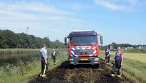 Beelden: Scheemder dijk staat in brand - RTV Noord