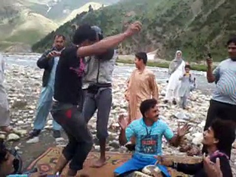 Aj kala jora paa with tabla(Comsats University boys dance in Gilgit)