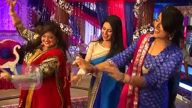 Salman Khan Promotes Bajrangi Bhaijaan With Raman Ishita Ye Hai Mohabbatein