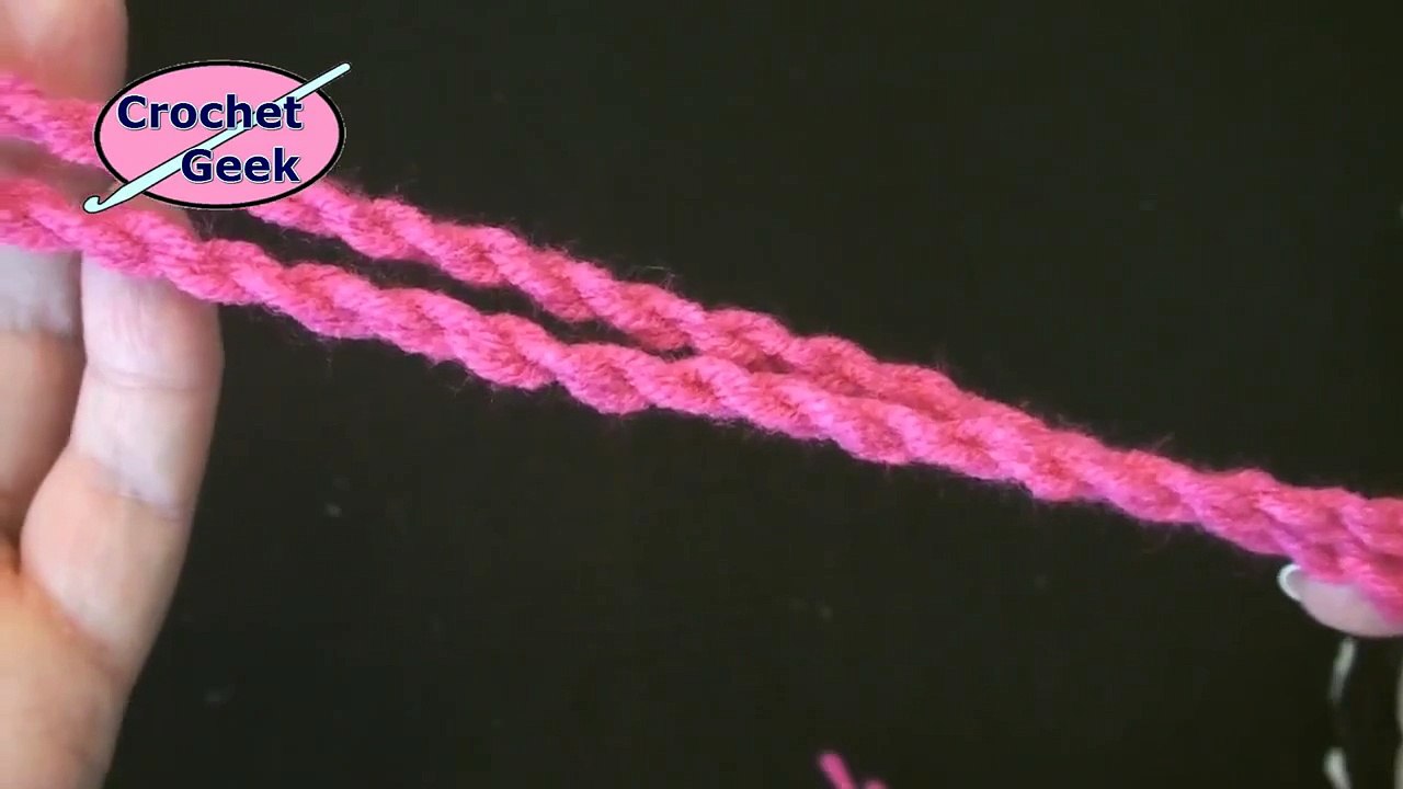 How to Make a Twisted Cord Rope with Yarn Crochet Geek