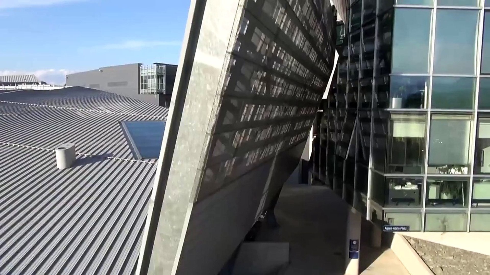 Thom Mayne Morphosis Hypo Alpe Adria Bank By G Flights