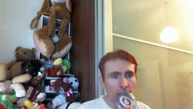 Wiwi égratigne on donne ça de Zifou & Léa Castel