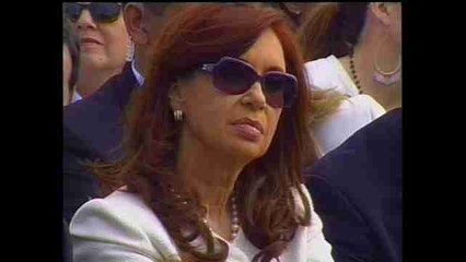 La presidenta argentina asistió a la misa multitudinaria del papa en Asunción