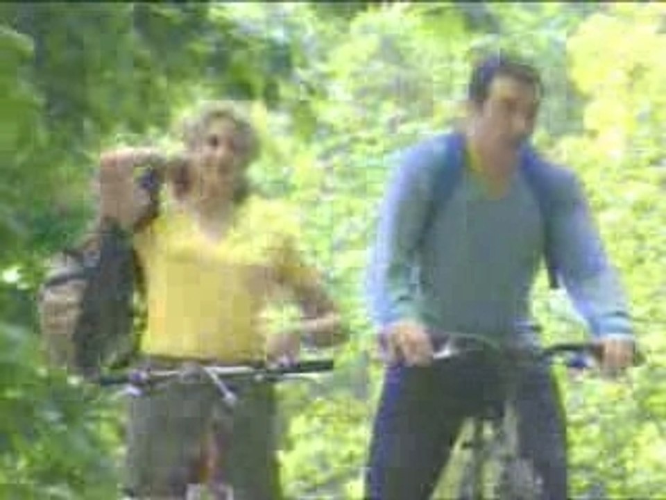 Un Gars, une Fille - En vélo
