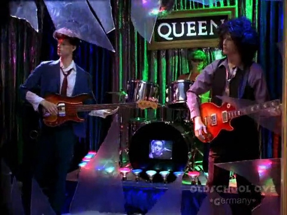 Queen & Wyclef Jean Feat. Pras & Free – Another One Bites The Dust (Black Rock Star / Main Pass M!X) (DVD) [1998] [HQ]