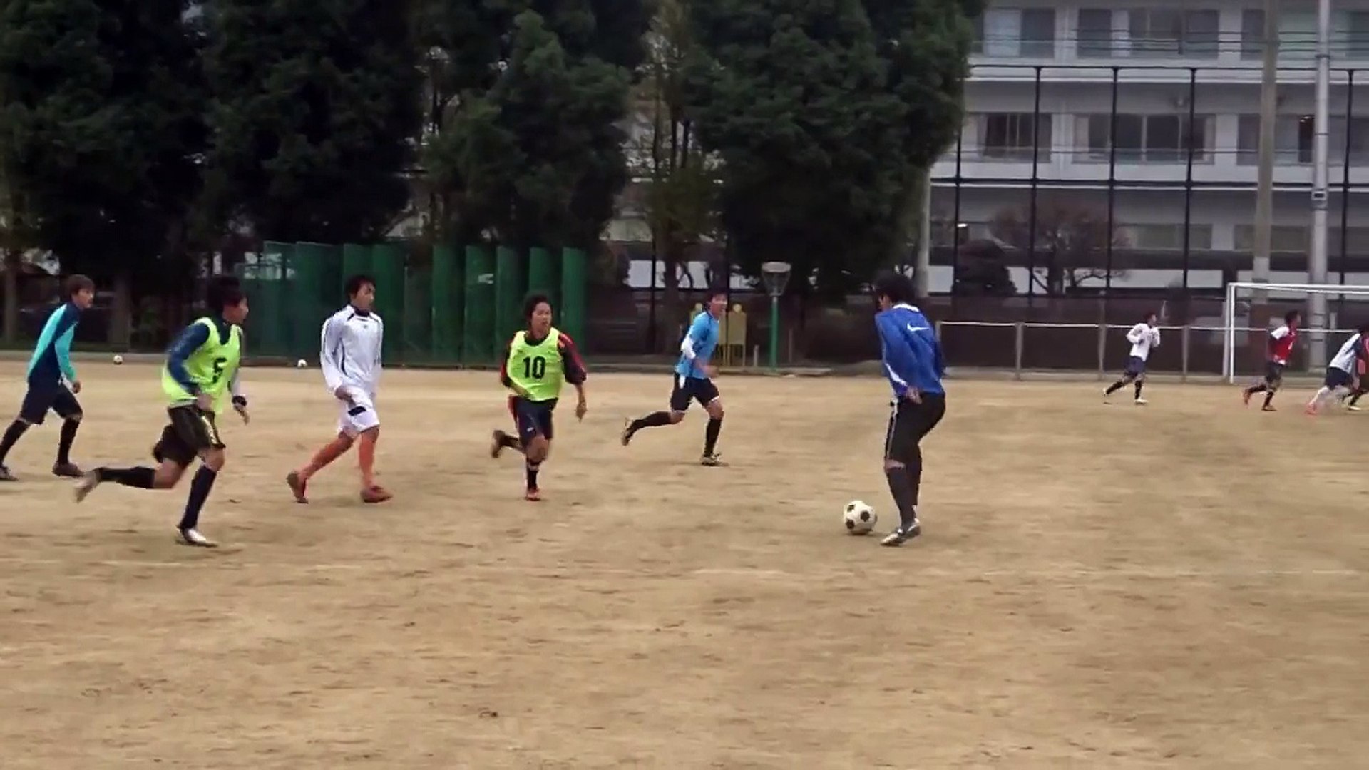 三鷹高等学校 中等教育学校 サッカー部 練習風景 Video Dailymotion